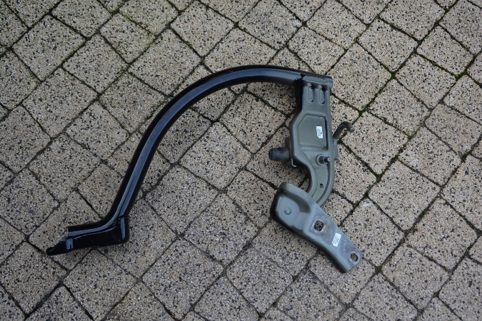 фото №6, Петля крышки задняя vw passat b8 3g5827302 3g5827301