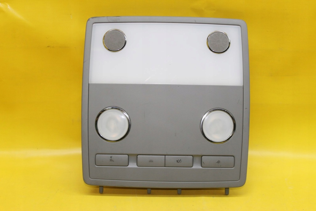 фото №1, Лампа потолочный vw phaeton 3d0907135b