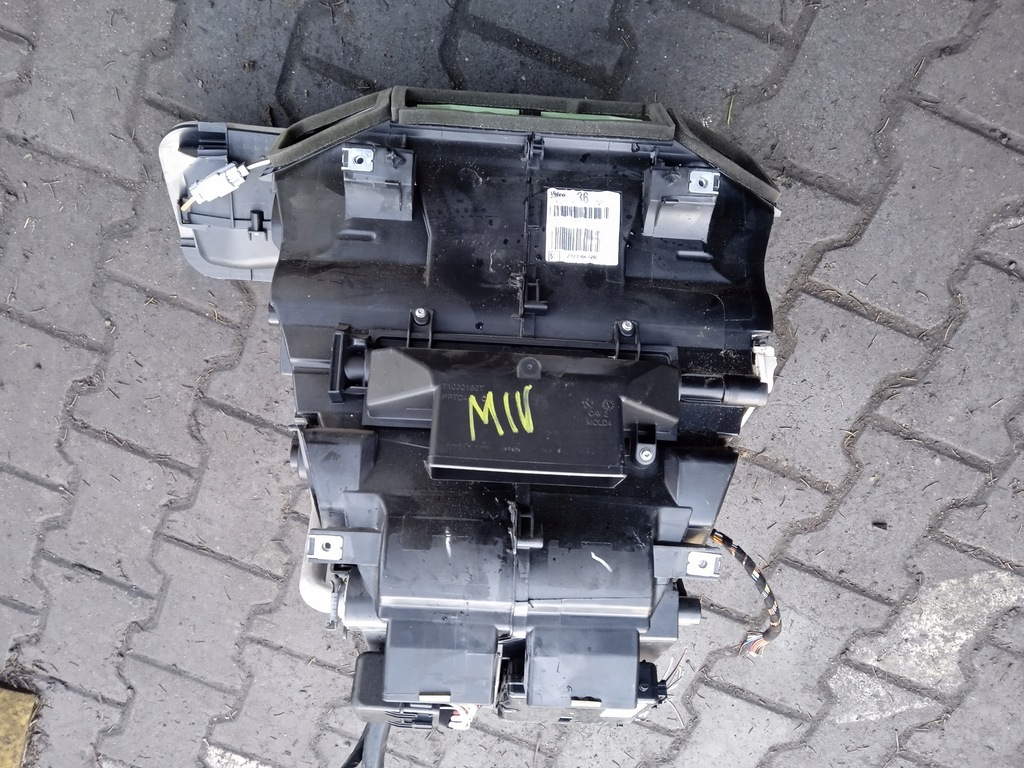 фото №1, 272700642r обігрівач renault megane iv