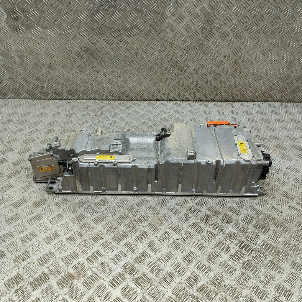 фото №5, Bmw 2 f45 2019 инвертор / преобразователь напряжения