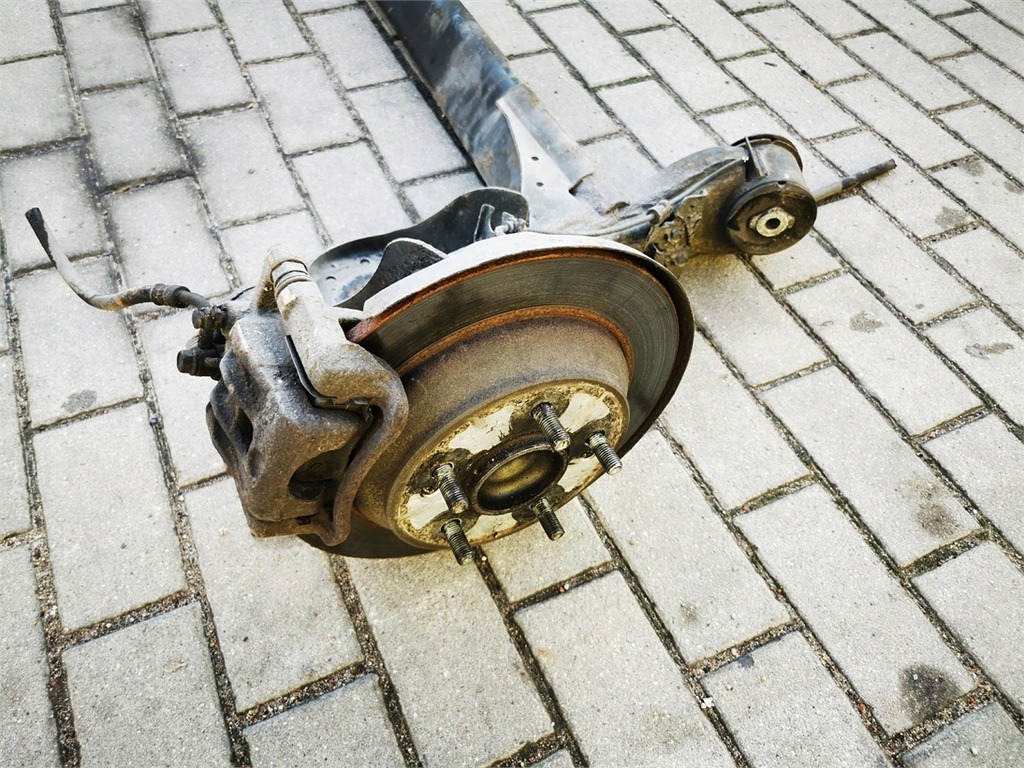 фото №6, Kia carens iv 13-18 oś балка підвіска задня комплектна демонтаж