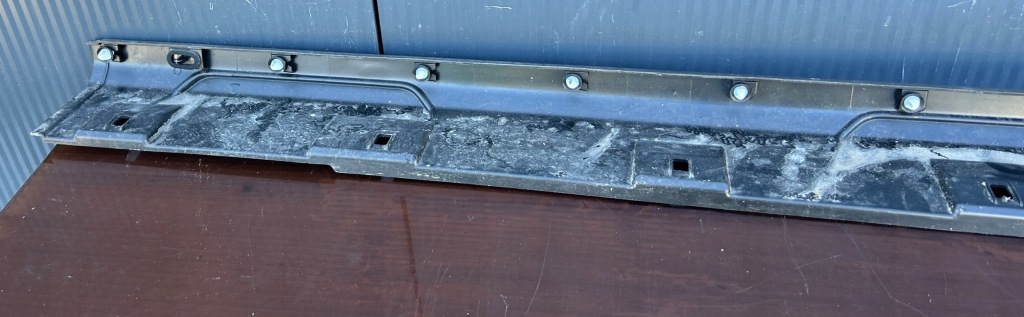 Молдинг порог правая dacia jogger 21- 764268778r Киев