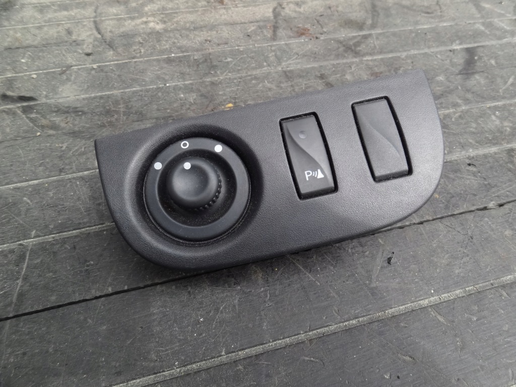 фото №1, Dacia logan ii 2015 переключатель панель выключатель eu