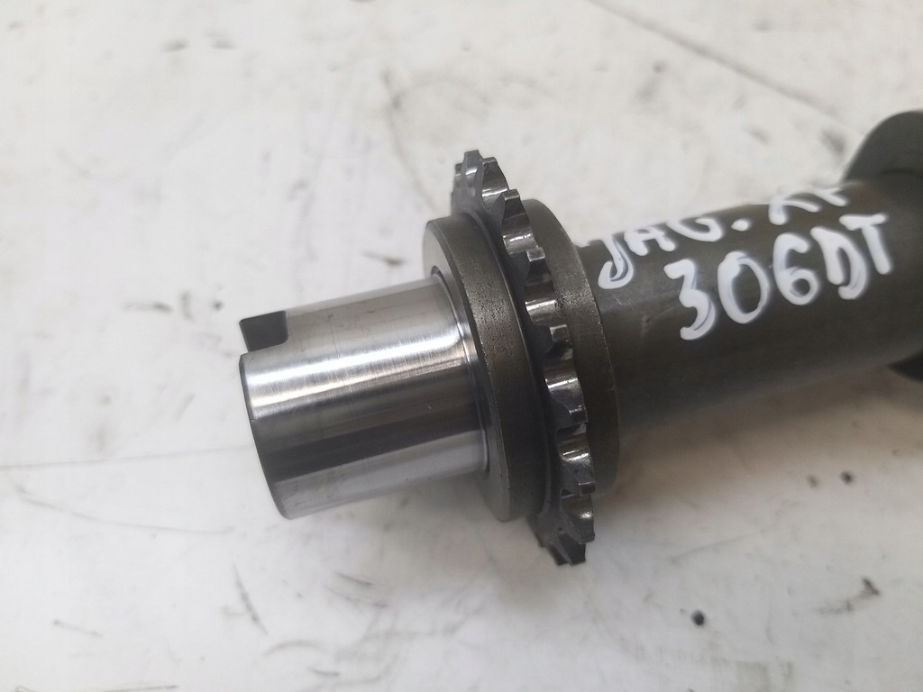 фото №11, Вал розподільного валу правий вихлоп 3.0 d 306dt jaguar xf i x250 xj 9x2q-6a272-aa
