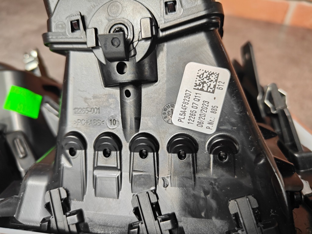 фото №10, Декоры накладки декоративные панели piano black + решётки bmw g07 x7 lci 5a01333