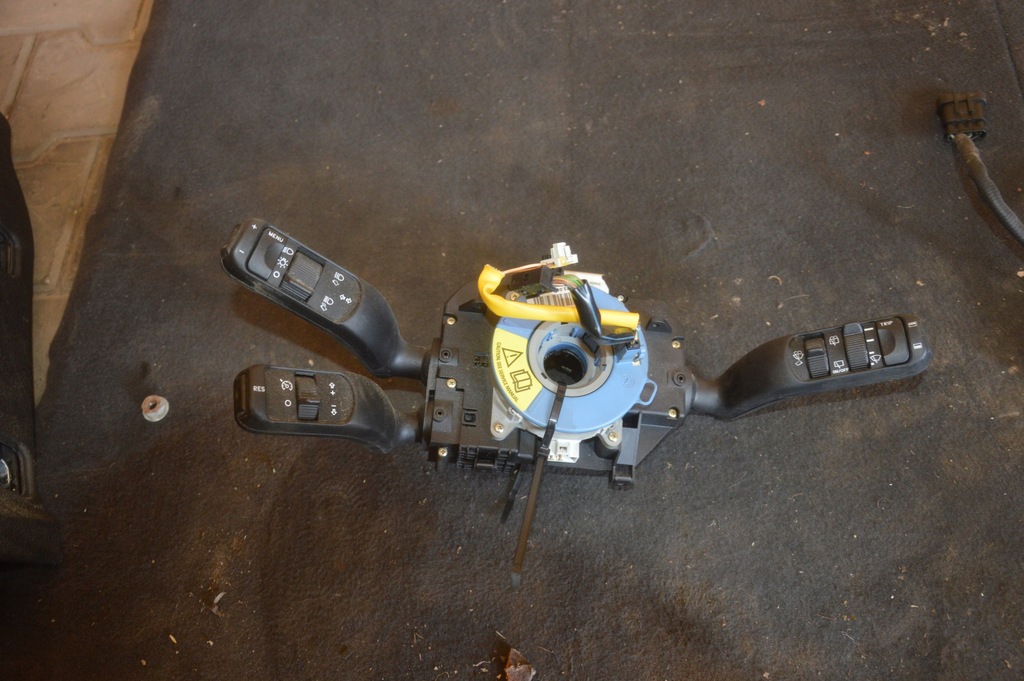 фото №1, Alfa romeo brera переключатель комбинированный 01560722020