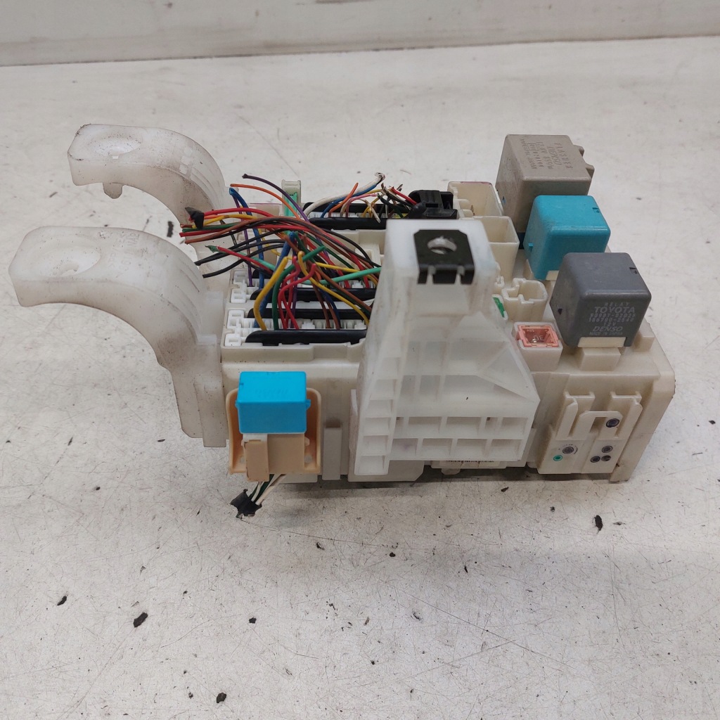 фото №4, Toyota prius 2 ii модуль bsi коробка запобіжників