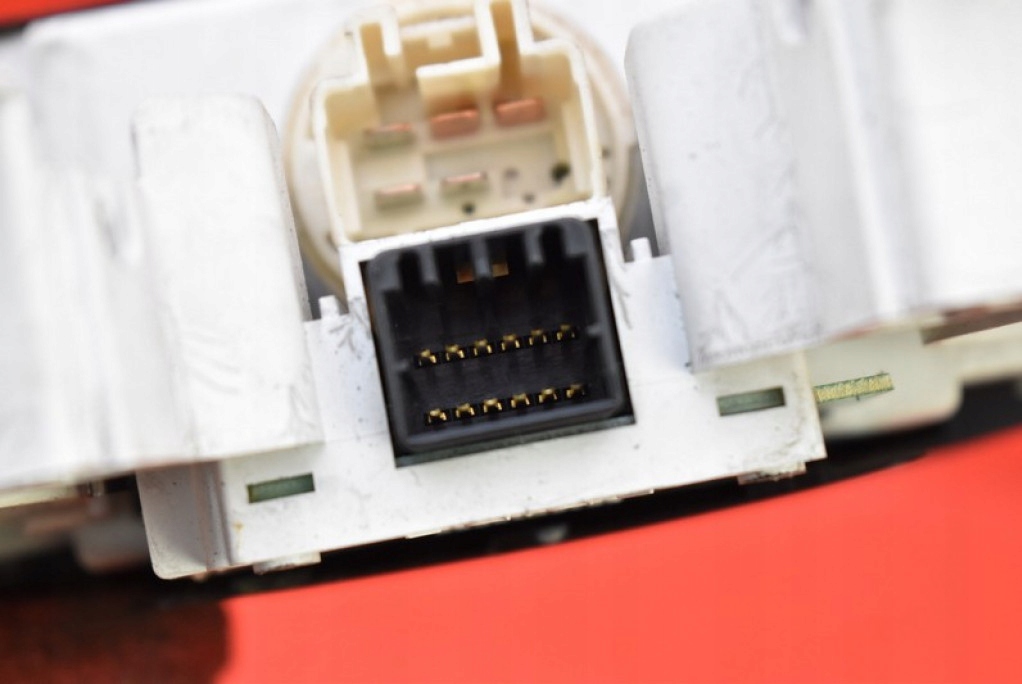 фото №7, Панель управление обдув кондиционер mazda mpv 2 ii 99-03