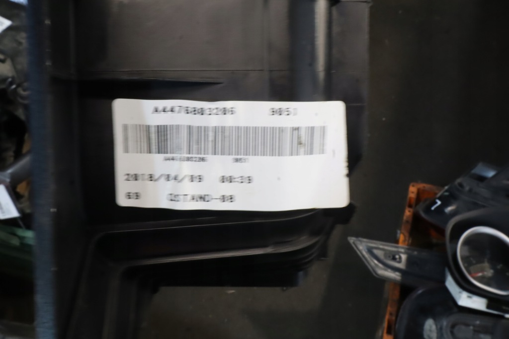 фото №7, Подножка пороговый правый mercedes vito w447 2.2 116cdi