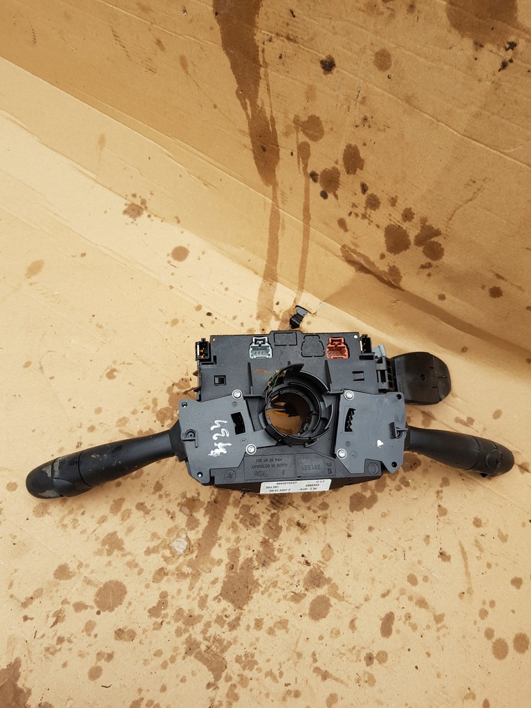 фото №6, Перемикач комбінований перемикач підрульовий 96630732xt peugeot 207 i 1.4 hdi