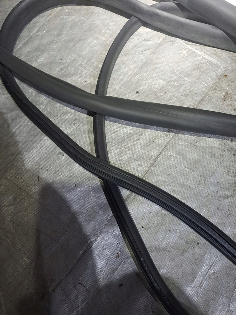 фото №5, Renault zoe ii прокладка ніша двері