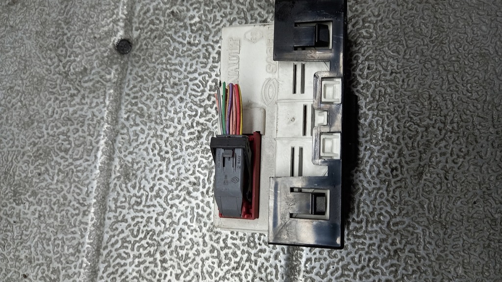 фото №3, Дисплей 8200107839 renault megane ii 02r