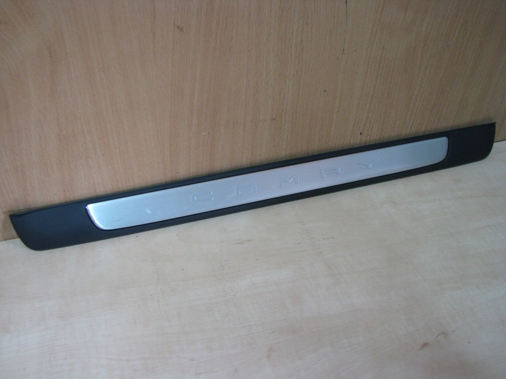 фото №1, Молдинг порог левый перед toyota camry 2017-