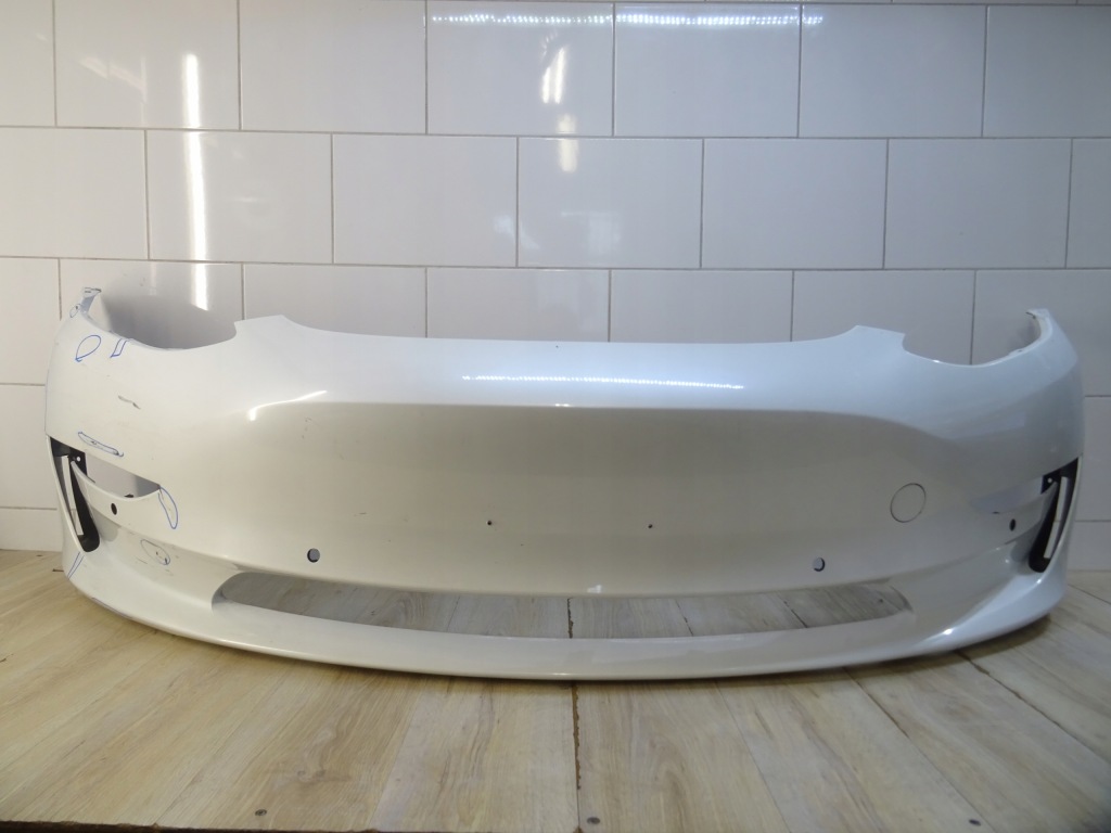 Купить Tesla model 3 бампер перед передний 1530700-03-b llu