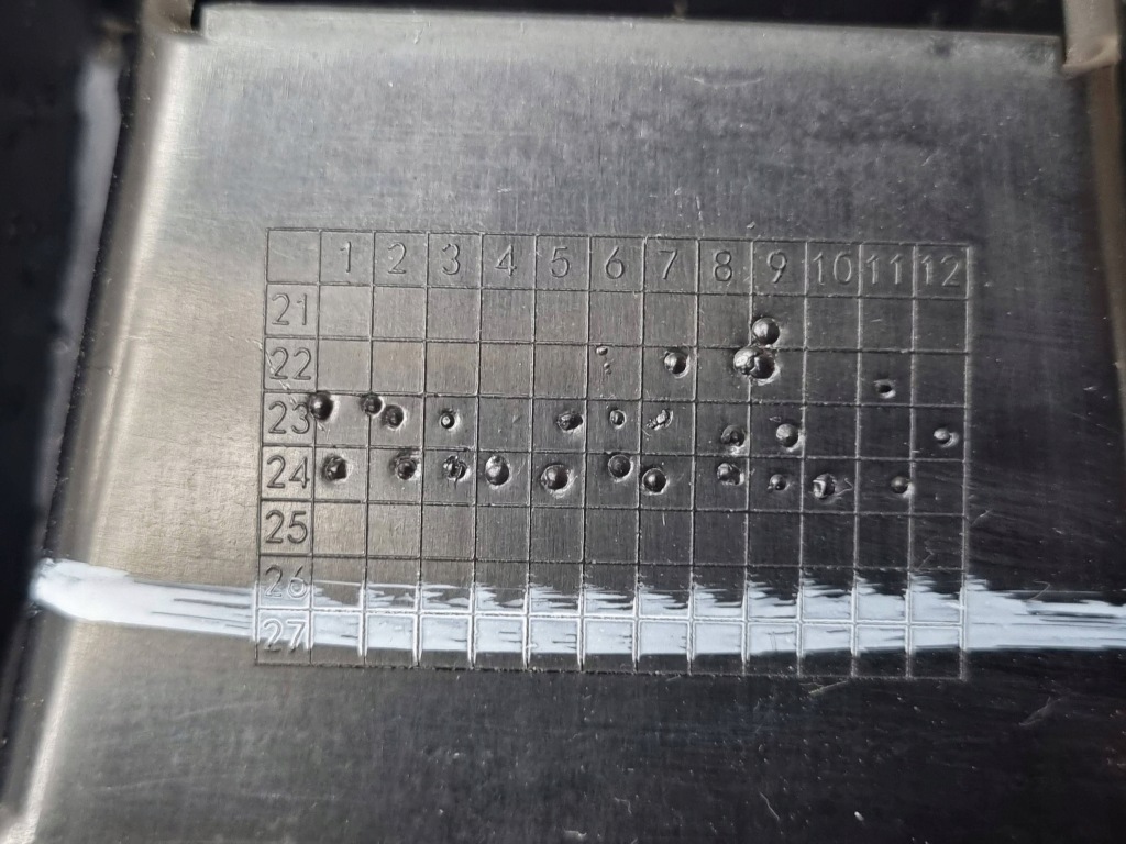 Bmw x6 g06 2023 перед сторона ліва решітка нижня бампера передній Зі Шроту