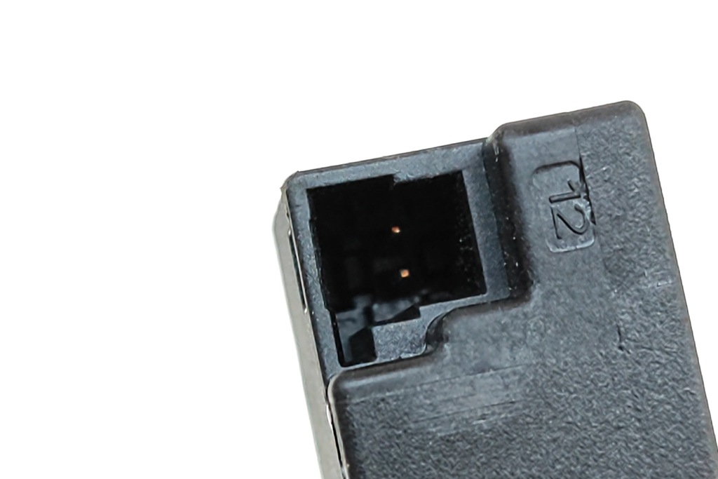 фото №5, Audi e-tron gt антена безключова 4m0907247 електрична 350kw 2022 235587