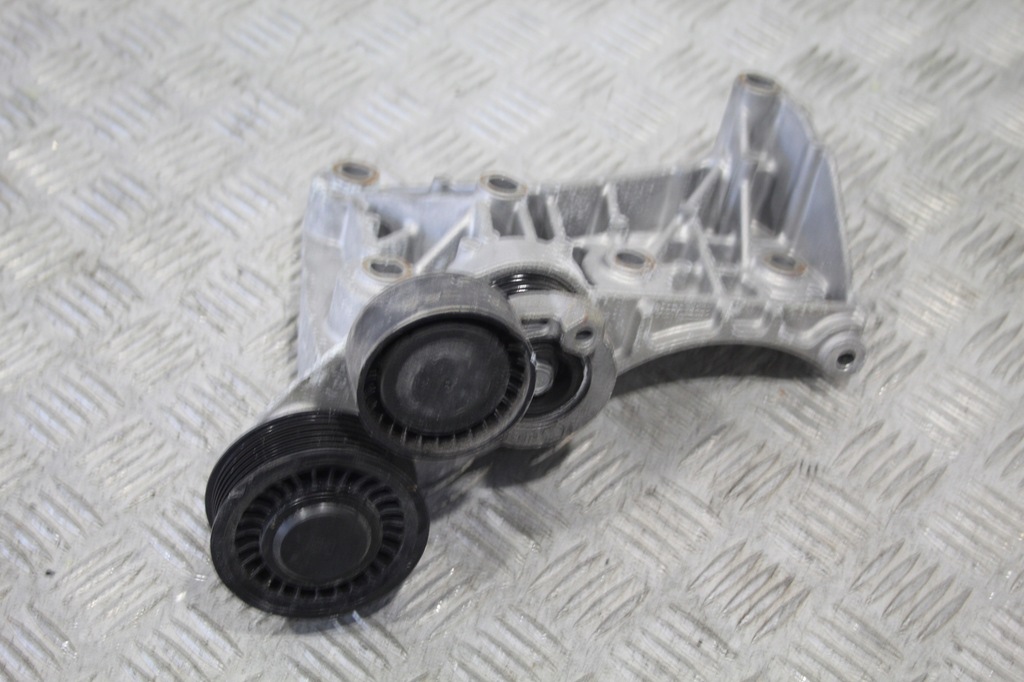 фото №1, Кронштейн ролик ремень kangoo ii 2 iii 3 lift 8200663057