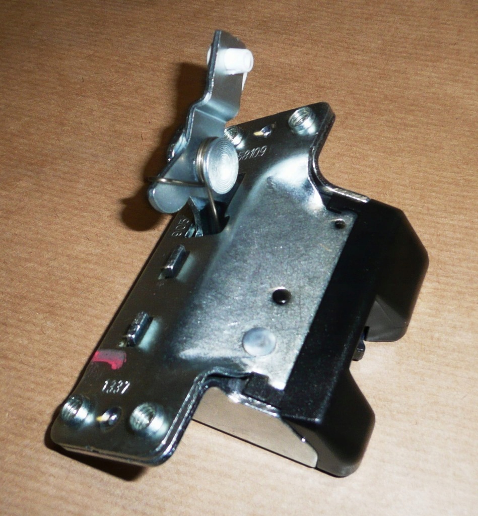 фото №3, Замок багажника renault trafic ii 905037151r оригинал