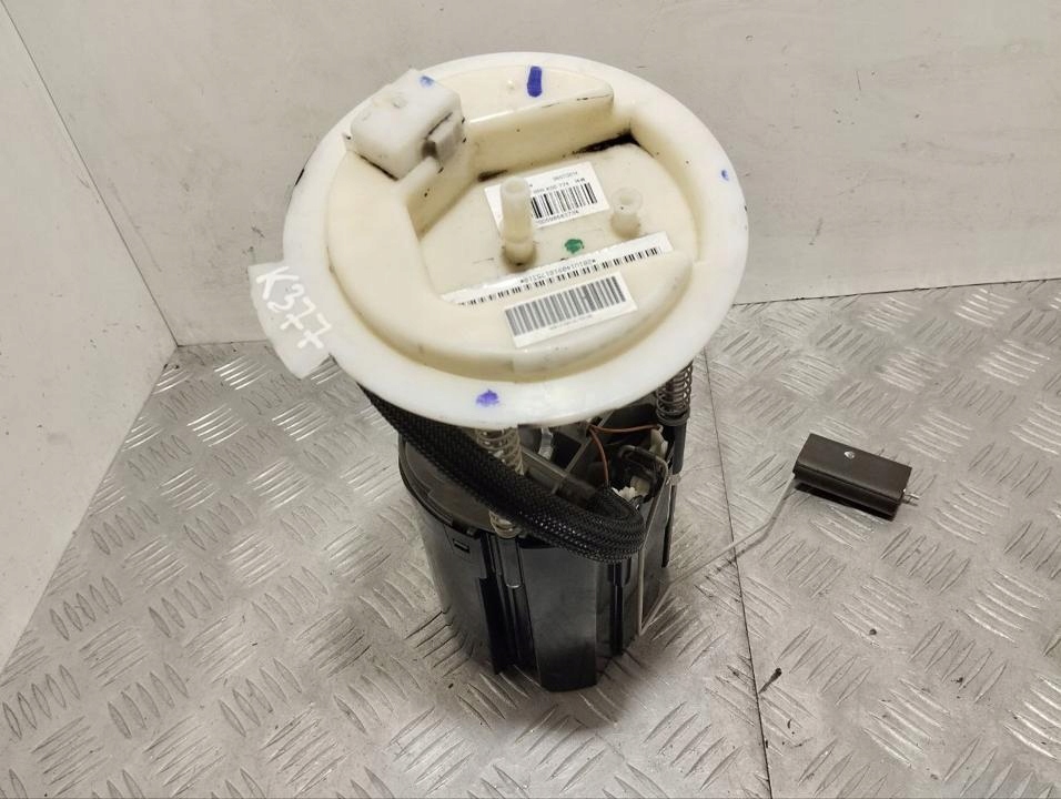 Купити Maserati ghibli 15r 3.0 v6 насос корзина пального