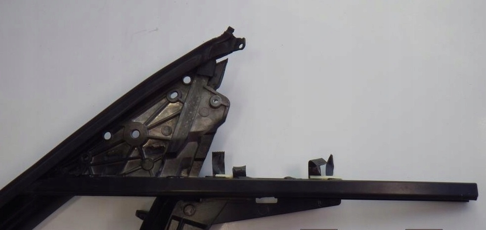 фото №7, Рамка дверь стекло правый p audi a8 s8 d3 4e0837608f