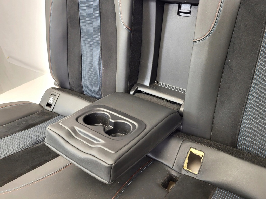 фото №8, Сиденья заднее сиденье комплект peugeot 308 t9 2019r. 1.2 thp kwed