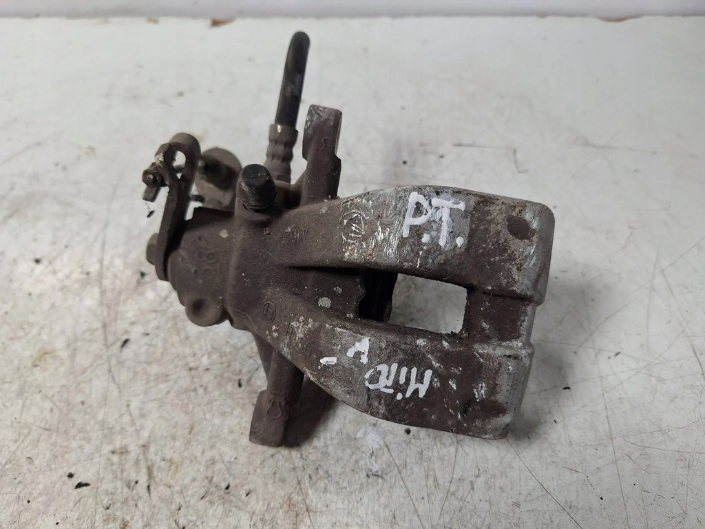 фото №2, Суппорт тормозной задняя правый bosch alfa romeo mito