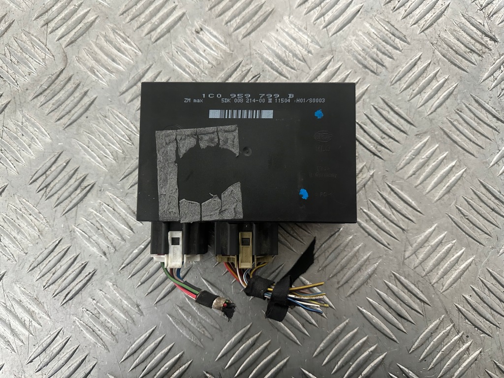 фото №1, Vw skoda модуль комфорту + роз'єми 1c0959799b