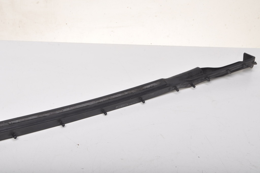 фото №8, Mclaren mp4 spider прокладка дверь левая