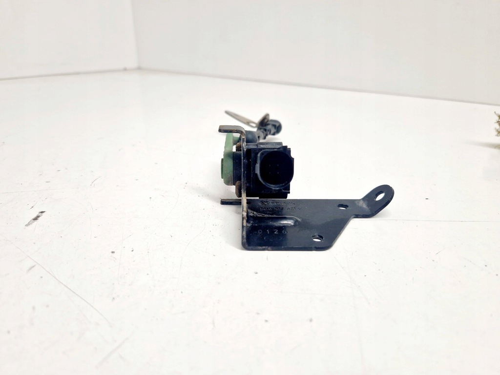 фото №5, Audi a3 s3 8v 2016 датчик выравнивание света osi задний