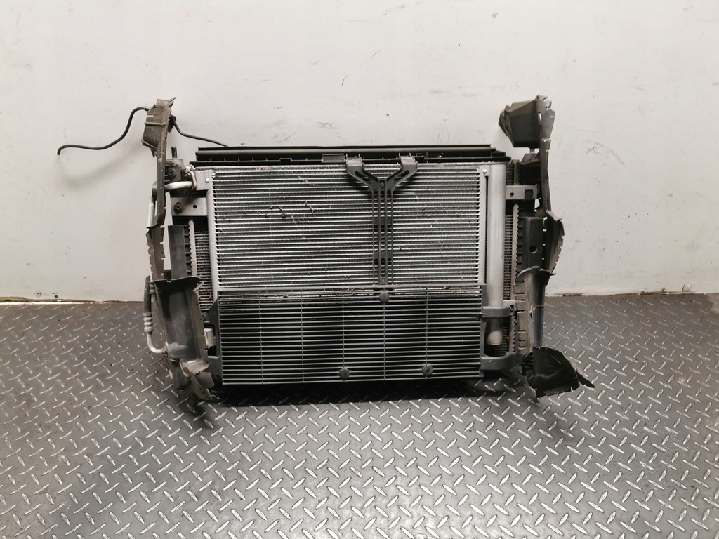 фото №1, Радиатор вентилятор c4 picasso ii 9806313280