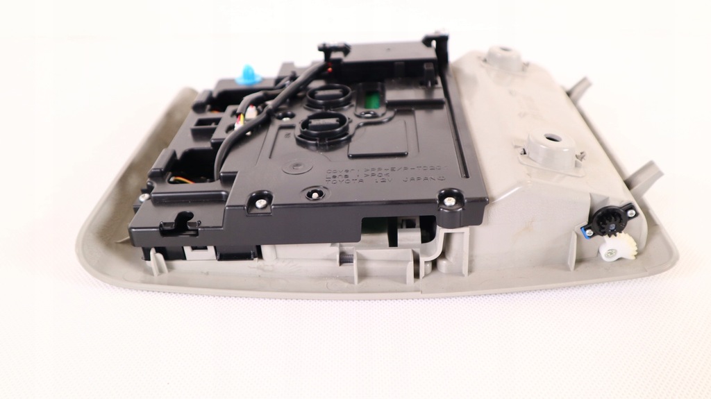 фото №8, Toyota land cruiser 200 лампа потолочный панель люк 1d111-178g