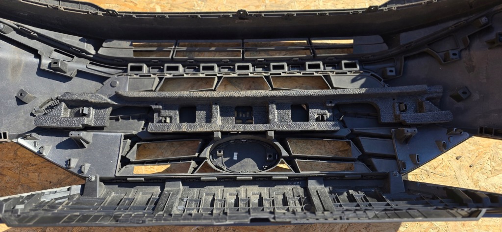 фото №7, Hyundai i20 iii бампер передній kompletny решітка радіатора решітка радіатора r3w червоний