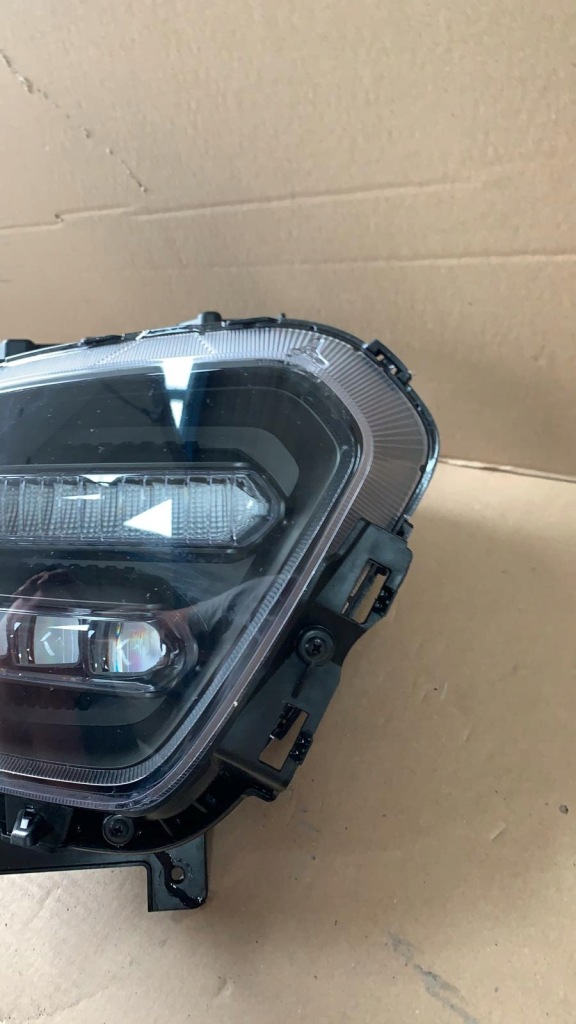 фото №2, Kia soul 2020- лампа правая передняя led