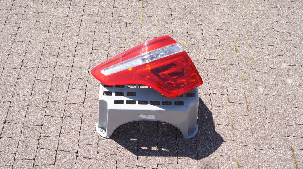 фото №1, C4 picasso i лампа ліва 2006--2010 звичайна