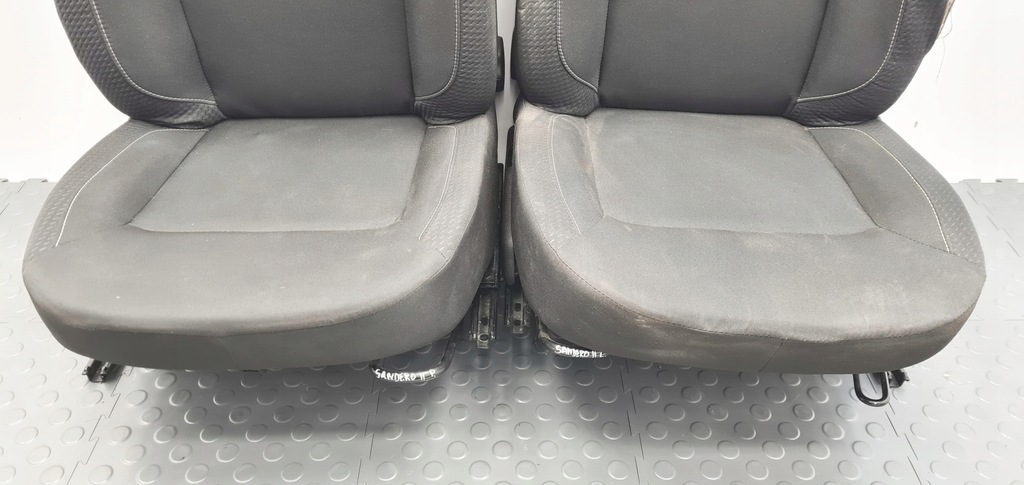 фото №4, Dacia sandero ii lift сиденья заднее сиденье