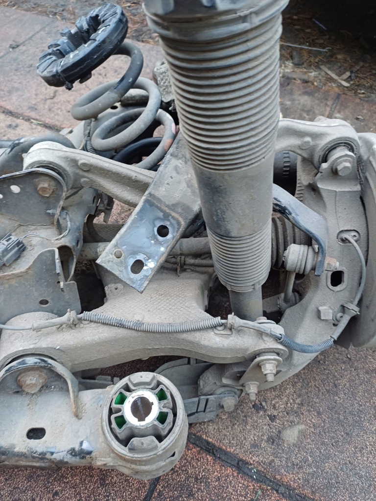 фото №8, Подвеска балка oś задняя 2.0d land rover discovery sport l550 15r.