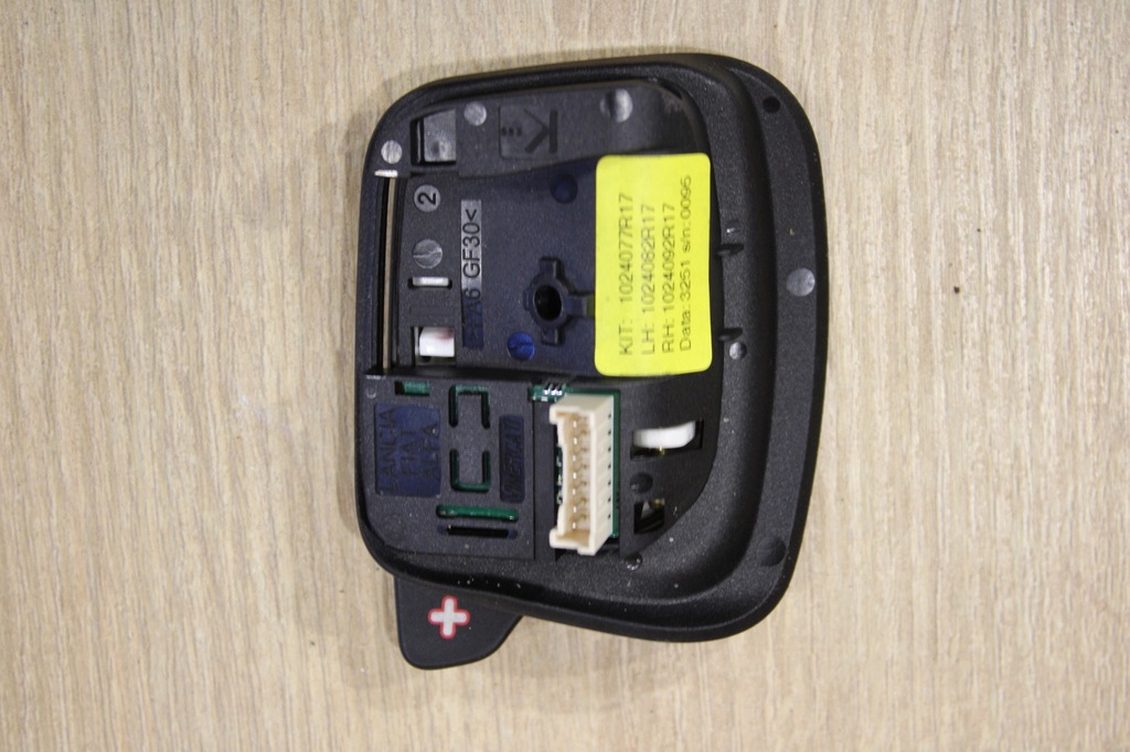 фото №2, Ручка переключения передач правая plus alfa rome giulietta