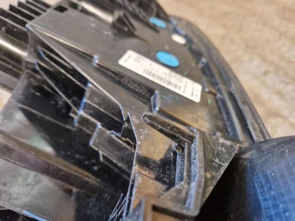 Opel corsa f задняя левая лампа левый задний  led 9829317980 90194156 39162665 Оригинал