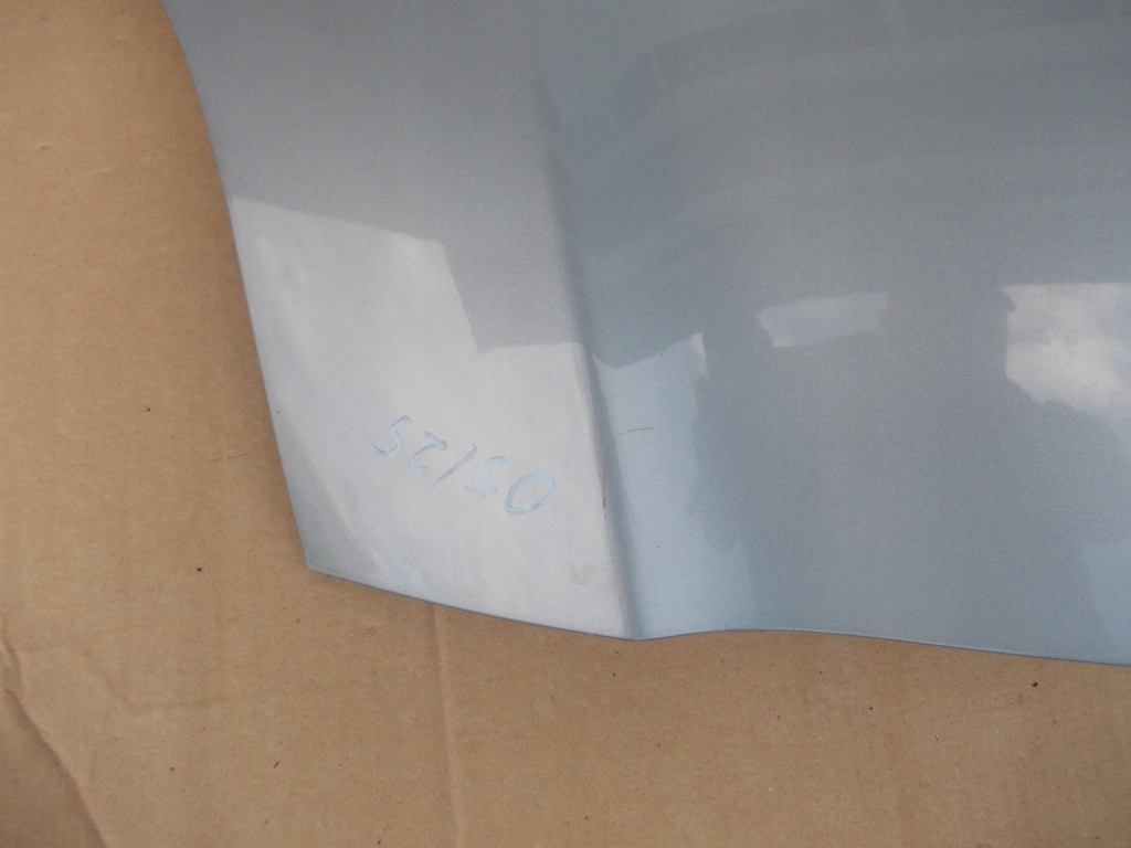 Капот кришка двигуна toyota yaris 2 2 Зі Шроту