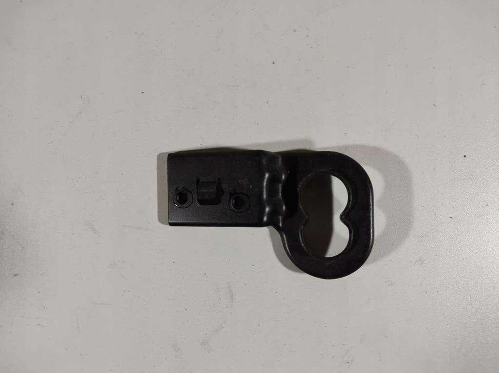 фото №1, Kia stonic 17- кронштейн радиатора правое