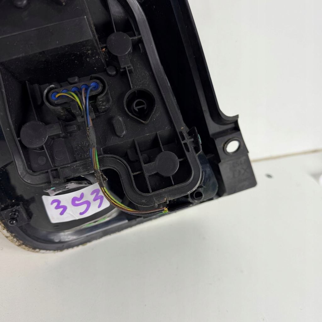 фото №7, Лампа правый задняя правая задняя fiat 500 оригинальный номер оригинал 27040284