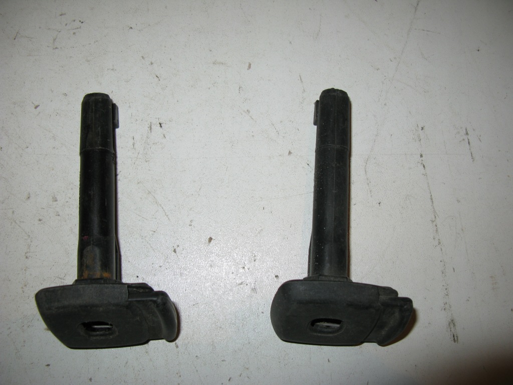 фото №5, Кронштейн напрямна кронштейн підголівник golf iii vento 1h0885636a перед