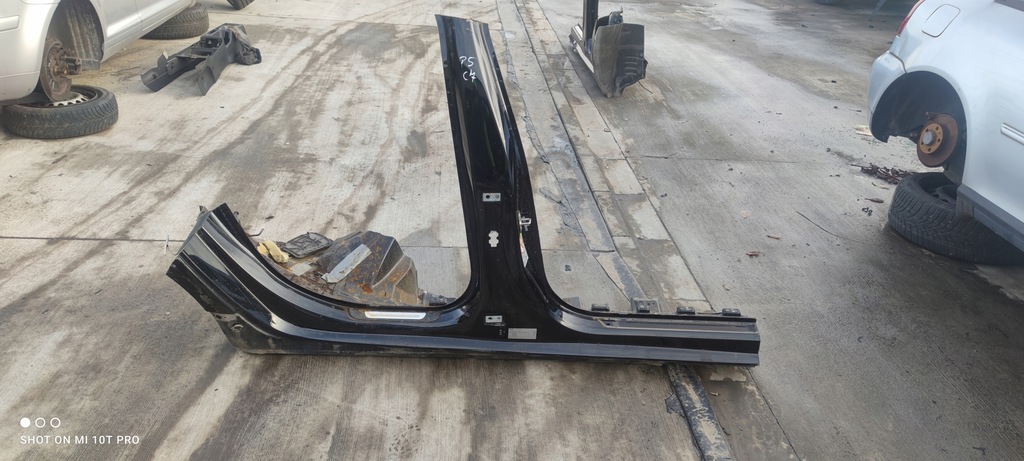 фото №1, Чверть поріг bok права сторона audi a6 c7