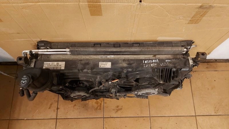 Opel insignia 2,0 cdti комплект радиатор набор воды интеркулер Киев