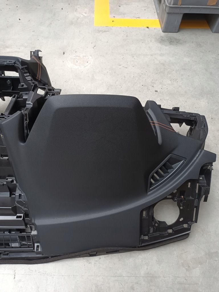 фото №16, Приборная панель консоль подушка безопасности ремни subaru xv ii lift crosstrek оранжевая nić