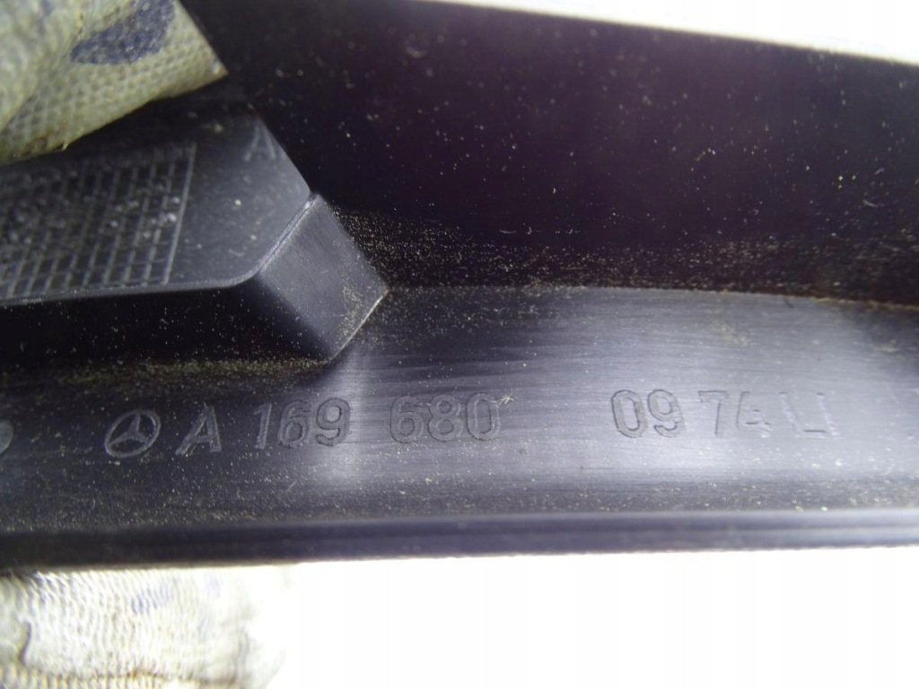 Mercedes a-klasa w169 04-12 накладка порог левый задний в Украине