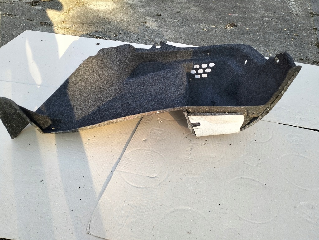 фото №7, Обшивка багажника rapid skoda правий liftback