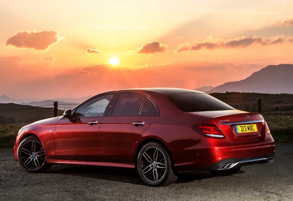 фото №12, Mercedes w213 спойлер спойлер na крышка amg грунтовка!