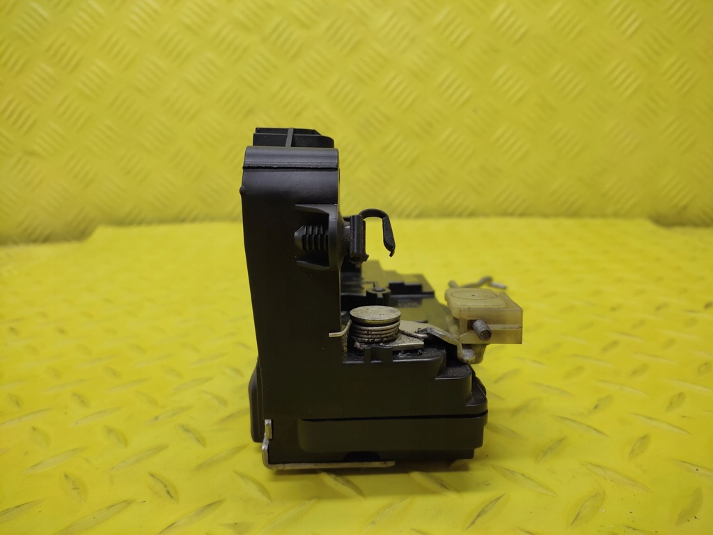 фото №5, Opel signum замок дверь левый перед 13157763