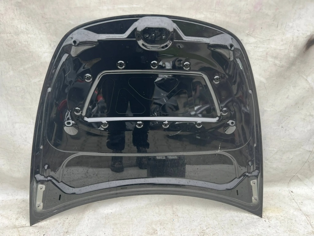 Капот tesla model y крышка двигателя перед в Украине